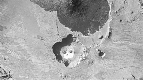 NASA拍到地球凝视幽灵地貌 看起来很像骷髅