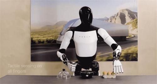 特斯拉人形机器人Optimus第二代亮相 更快 更轻 轻松拿捏鸡蛋