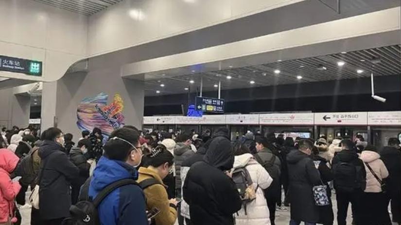 紧急应对：地铁昌平线事故现场救援昨晚圆满完成