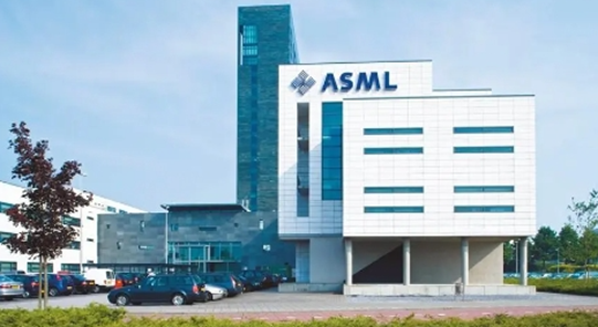 光刻机巨头ASML2023年总营收275.59亿欧元同比增长30% 详细数据如何 
