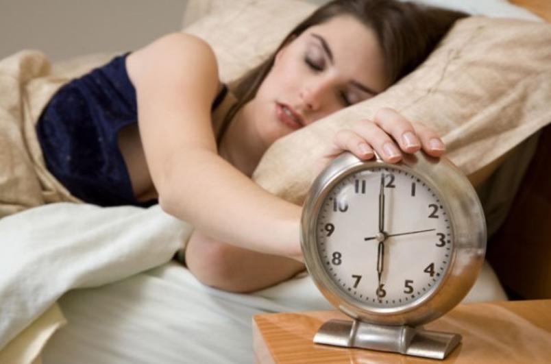 睡眠时长：每天睡多久才算充足睡眠？