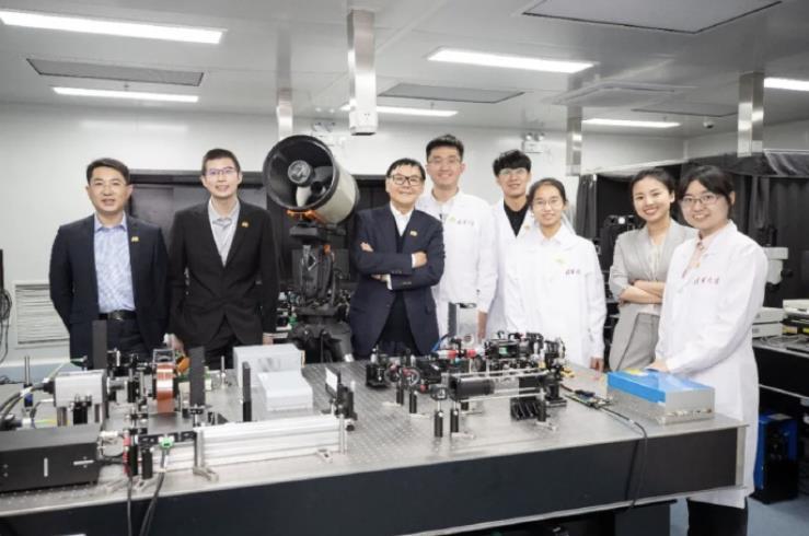 清华大学科研团队创新力作：推出中国自主AI光芯片“太极”